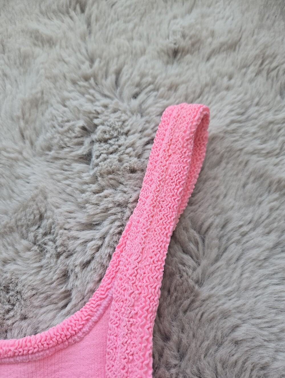 HUNZA G Crinkle Square Neck Bubblegum Swimsuit - Picture 11 of 16